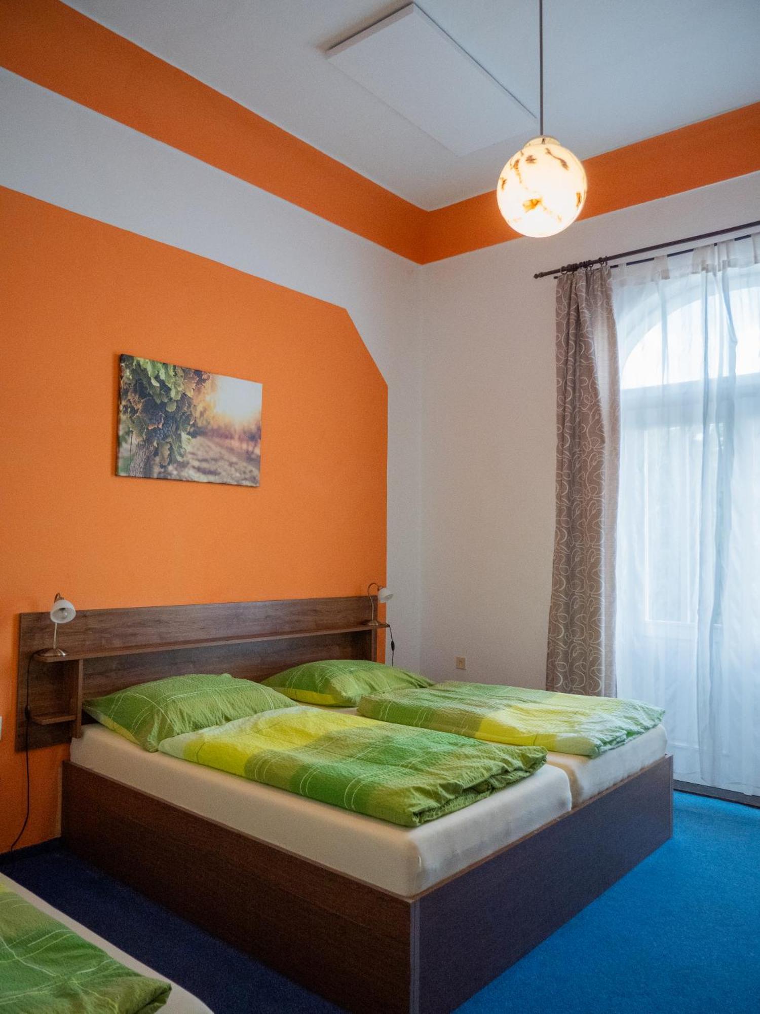 Club Hotel 3*