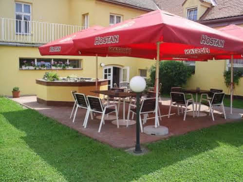 Club Hotel 3*