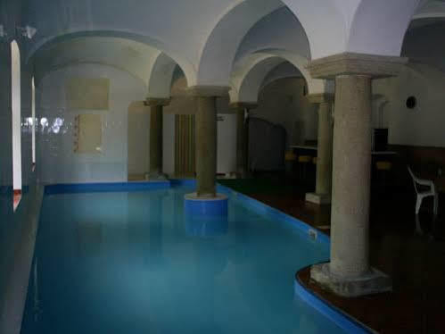 Club Hotel